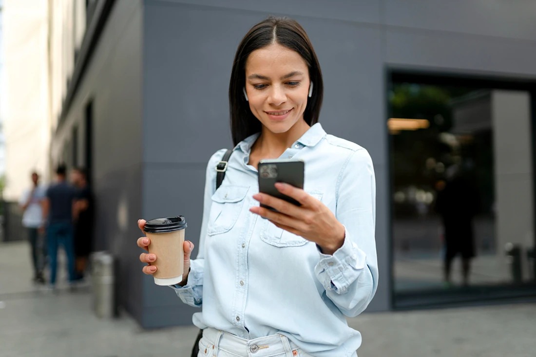 Consumer monitoring her digital identity